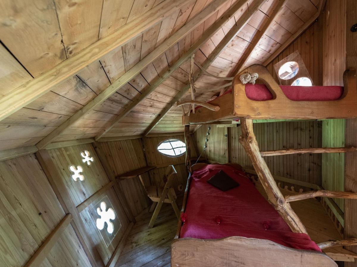 Les Cabanes De Labrousse Saint-Julien-Labrousse Exteriér fotografie