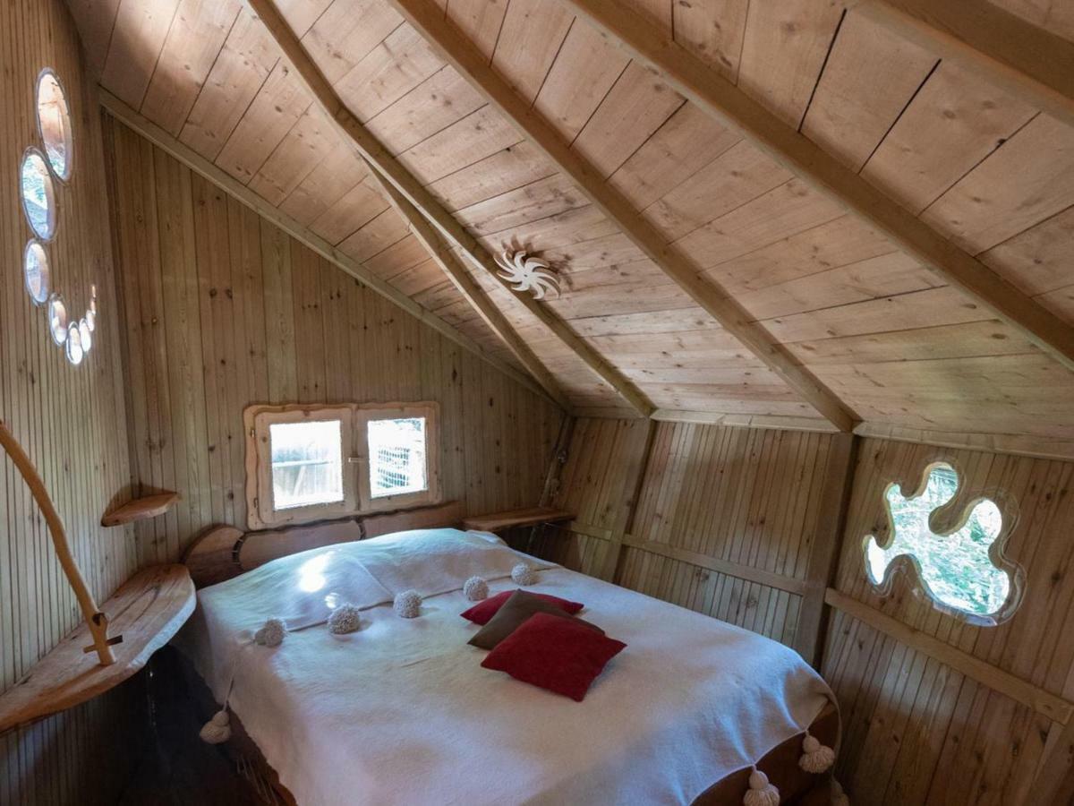 Les Cabanes De Labrousse Saint-Julien-Labrousse Exteriér fotografie